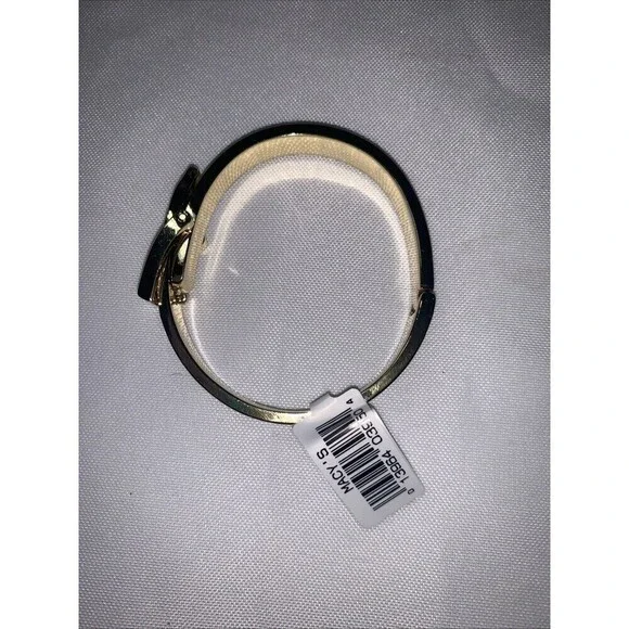 Macy’s Belt buckle design Gold  coloured bracelet Fashion Jewelry - Picture 2 of 12
